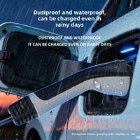 Pistol Pengisi Daya EV Tipe 2 T3 Standar Eropa Wallbox Standar AS/Inggris 7 kW 220V 16A/32A Output Pengisi Daya Portabel Dalam Mobil Untuk Penggunaan di Rumah