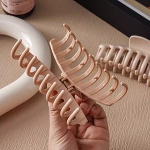 Explosive silicone shark clip soft bendable anti-fall durable <b>large</b> grab clip protect the <b>back</b> of the head hairpin - Product Image 3