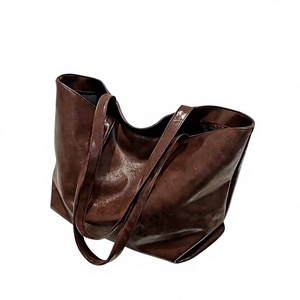 Sac à main pour femme BS International en cuir véritable noir avec fermeture éclair, imperméable, léger, antivol, tendance, à porter en bandoulière - Product Image 4