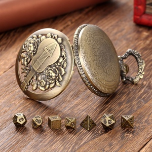 Montre de poche à quartz <span class=keywords><strong>vintage</strong></span> steampunk en alliage de zinc avec motif floral personnalisé, fonctionnant à piles, avec chaîne, style antique, non étanche - Product Image 5