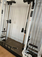Équipement de gymnastique commercial de qualité supérieure tout en un câble croisé multifonction Jungle 8 station