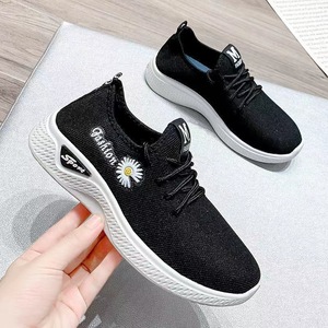Vendita calda sandali <span class=keywords><strong>sportivi</strong></span> da <span class=keywords><strong>donna</strong></span> stivali bassi Casual da <span class=keywords><strong>donna</strong></span> in vari stili colori traspirante scarpe di moda all'ingrosso prezzo più economico - Product Image 1