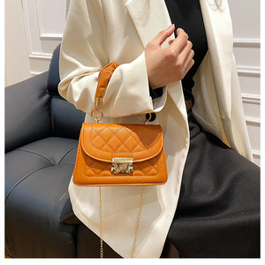 Elegante Borsa Quadrata in Pelle con Motivo Trapuntato, Chiusura con Lucchetto Dorato, Manico Intrecciato e Tracolla a Catena, Borsa <span class=keywords><strong>Chic</strong></span> da Donna per Uso Quotidiano - Product Image 6