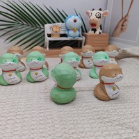 Ornement Serpent à Pois Super Mignon en Bois de Tilleul Sculpté à la Main – Votre Nouveau Cadeau de Bureau Chaleureux pour Anniversaire ou Signe Astrologique