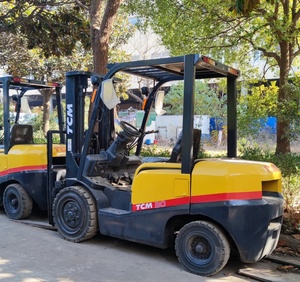 Chariot élévateur TCM FD30 d'occasion de haute qualité à bas prix chariot élévateur TCM FD30 d'occasion chariot élévateur diesel en bon état en stock - Product Image 4