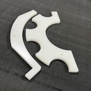 Lámina de Plástico Blanca de Nylon para Tamaños Personalizados con Servicio de Soldadura y Procesamiento de Formado - Product Image 4