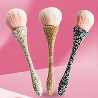 Brosse à ongles de petite taille personnalisée Diamond-Set outil de maquillage de beauté avec fard à joues poudre libre pour correcteur Logo/étiqueté