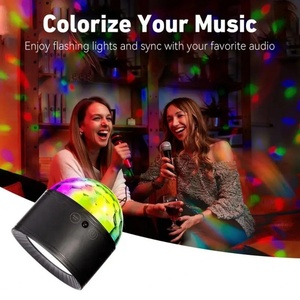 Luces de Pared Creativas de Doble Cabezal con Control Remoto, Luces de Ambiente, Luces de Bola de Discoteca, Tres Temperaturas de Color Ajustables - Product Image 2
