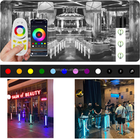 Lampe LED portable pour poteaux de signalisation, avec batterie de secours, contrôle RGBW par application, angle de faisceau à 360 degrés, intensité réglable, pour événements extérieurs, allées de mariage