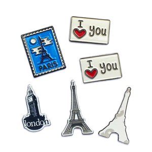 Cadeaux souvenirs tendance 2026, autocollants décoratifs personnalisés, autocollants métalliques avec des points de repère de Paris et de <span class=keywords><strong>Londres</strong></span>, breloques de logo <span class=keywords><strong>pour</strong></span> coque de téléphone - Product Image 1