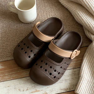 Sabots Mary Jane XIXITIAO pour femmes, sandales perforées en EVA antidérapantes, chaussures de plage à bout fermé, pantoufles d'été pour les vacances en plein air, vente en gros - Product Image 3