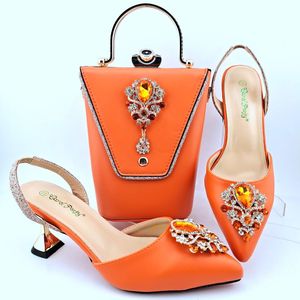 Conjunto de zapatos y bolsos italianos a la moda para mujer, zapatos de fiesta nigerianos y bolsos a juego para boda, bombas de fiesta africanas con monedero - Product Image 2