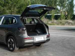 Gran oferta de coche deportivo Geely Galaxy E8 550KM Range EV Flagship Family Sedan New Energy vehículos eléctricos coche eléctrico chino - Product Image 4