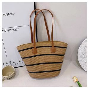 High Quality Tote Bag Straw Beach Bag Crochet Bags Handmade <strong>Luxury</strong> Handbags for Women - Product Image 5