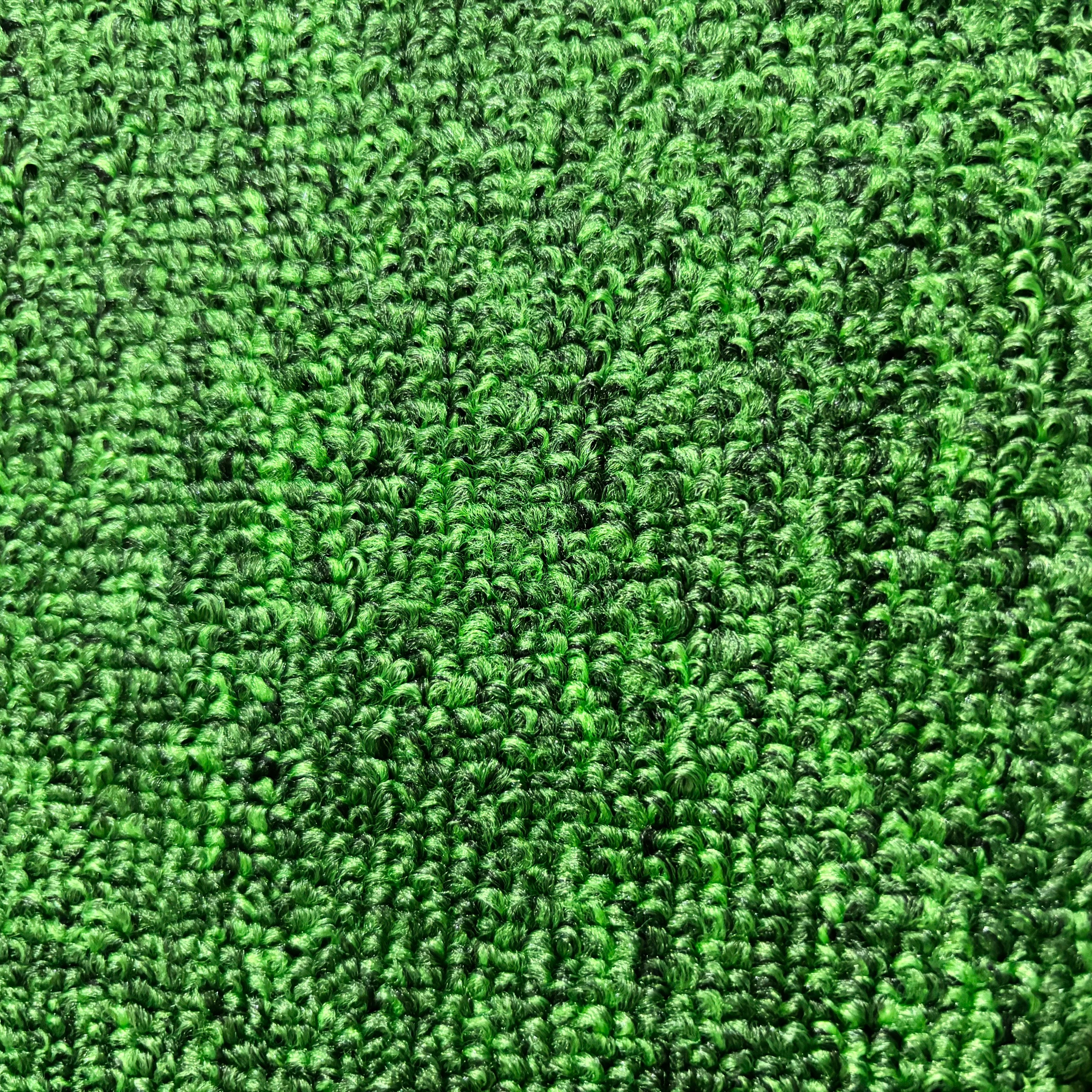 Vert foncé