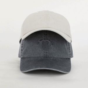 หมวกเบสบอลทรงแด๊ดปักโลโก้แบบกำหนดเองสำหรับทุกเพศทุกวัย คุณภาพสูง 6 แผง ผ้าฝ้ายทวิลล์ย้อมสีแบบพิเศษ ล้างทำความสะอาดได้ - Product Image 1