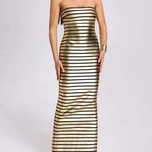 ชุดเดรสยาวสีทองเมทัลลิกแบบผูกคอ สายเดี่ยว ลายทาง ผ่าหลัง เหมาะสำหรับงานปาร์ตี้ งานกลางคืน เซ็กซี่ - Product Image 2