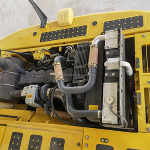 Excavadora de Orugas Komatsu PC200-8 de Segunda Mano, Modelo 2022, 20 Toneladas, Motor y Caja de Cambios, Componentes Hidráulicos PLC - Product Image 4