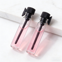 Botol Sampel Parfum Mini Kaca Transparan Grosir 0.5ml 1ml 1.5ml 2ml 3ml 5ml untuk Minyak Atsiri dengan Penutup Plastik
