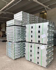 Plate-forme <span class=keywords><strong>amovible</strong></span> personnalisée pour plancher Grille en acier clôture Grille en acier galvanisé Matériaux de construction en métal - Product Image 3