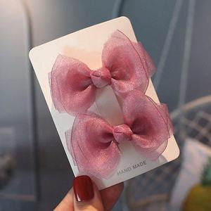 في أوروبا والولايات المتحدة، مشابك شعر للأطفال مصنوعة من خيوط اللؤلؤ، أزياء وأشكال رائعة من الشعر للأطفال، زوج من الشبك المغري - Product Image 1