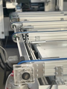 Centre d'usinage et de perçage CNC haute performance pour la fabrication de profilés en aluminium, de portes et de fenêtres en aluminium - Product Image 6