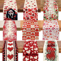 Chemin de table pour la Saint-Valentin 13 * 72 pouces Chemin de table rouge à cœur, utilisé pour la décoration de la Saint-Valentin et des anniversaires