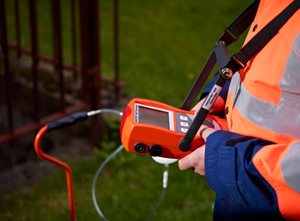 VARIOTEC 460 Tracergas SEWERIN Detector de Fugas de Gas, Equipo de Detección de Tuberías Subterráneas Municipales, Carcasa Naranja Resistente - Product Image 3