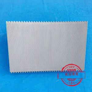 Marches d'escalator en alliage d'aluminium modèle 60K, 600 marches pour pièces d'escalator - Product Image 1