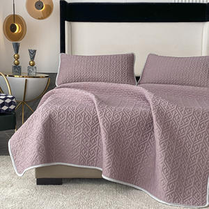 MU ผ้าคลุมเตียงในห้องนอนเตียงผ้านวมบางผ้านวมฤดูร้อน 3 ชิ้นสีทึบฤดูร้อนน้ํายางระบายความร้อนเบาะที่นอนพร้อมปลอกหมอน - Product Image 4