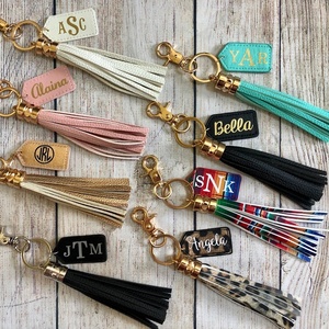 Porte-clés à pompon en cuir PU personnalisé vierge avec monogramme pour cadeaux promotionnels – Vente en gros - Product Image 2