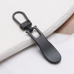 Glissière de <span class=keywords><strong>fermeture</strong></span> <span class=keywords><strong>éclair</strong></span> personnalisée gravée - Tirette de <span class=keywords><strong>fermeture</strong></span> <span class=keywords><strong>éclair</strong></span> détachable en métal pour sweat-shirts et sacs - Product Image 4