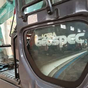 90% nuevo Original Japón usado KOBELCO SK 75 excavadora sobre orugas Tecnología japonesa maquinaria de segunda mano China bomba de motor PLC - Product Image 4