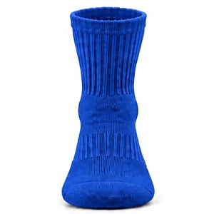 Wholesale Letter Logo <b>Socks</b> Custom Jacquard Knitted Cotton Crew <b>Socks</b> High Quality Cushion Casual Sports <b>Socks</b> for Men <b>Women</b> - Product Image 4