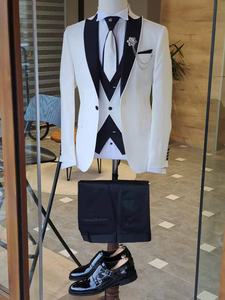 Trajes blancos de alta calidad <span class=keywords><strong>para</strong></span> esmoquin de boda, ropa de <span class=keywords><strong>novio</strong></span>, solapa con visera negra, padrinos de boda, disfraz blanco de 3 uds, Mariage Homme <span class=keywords><strong>2022</strong></span> - Product Image 3