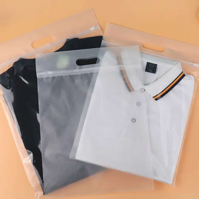 Borsa in plastica pvc pe con chiusura a zip con manico di custodia in tessuto smerigliato trasparente con chiusura a cerniera sacchetti di plastica per abbigliamento