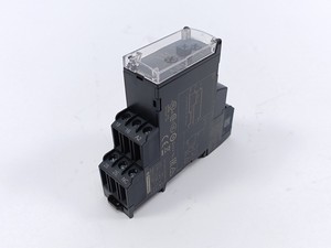 PLC RE22R2QGMR Ster-driehoek timerrelais Harmony timerrelais Snelle verzending - Product Image 4