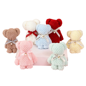 <span class=keywords><strong>Serviette</strong></span> en polaire corail à motif ananas et perles, en forme d'ours en peluche, idéale comme souvenir de mariage, cadeau d'ouverture, cadeau d'anniversaire, ou <span class=keywords><strong>serviette</strong></span> de mariage. - Product Image 1