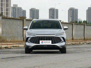 BYD Song L d'occasion à faible kilométrage avec batterie Blade, SUV à énergie nouvelle d'occasion pour les acheteurs en gros des Émirats arabes unis - Product Image 2