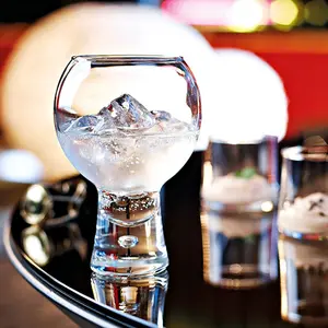 Fatto a mano 350ml 450ml di alta qualità bar utilizzato cocktail vino gin tazza di vetro con bolle in stelo
