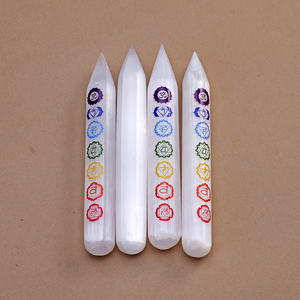 Varinha de Cristal de Selenita Natural para Meditação e Decoração Espiritual, Obelisco de Cura Reiki com 7 Chakras - Product Image 6