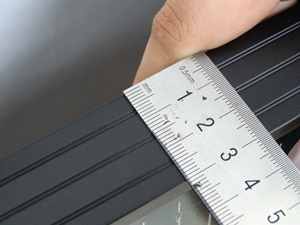 Panel Solar Bifacial PERC Tipo N de 590W con Marco Plateado de <span class=keywords><strong>Doble</strong></span> Vidrio |   21.6% de Eficiencia, Alta Durabilidad, Entornos Difíciles, AR - Product Image 3