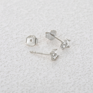 Aretes de Plata de Ley S925 con Diseño Floral y Moissanita Blanca para Niñas, CANNER, Verano - Product Image 4