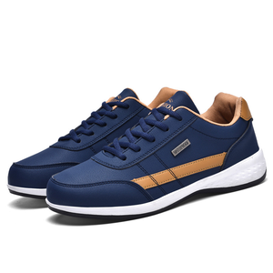 Chaussures de sport décontractées pour hommes, chaussures de printemps et d'automne, surface en cuir, imperméables, semelle souple, antidérapantes - Product Image 1