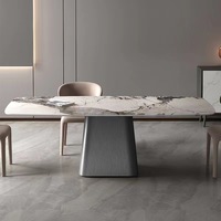 Meubles de salle à manger de design moderne italien de luxe, base en métal laiton antique, table à manger en marbre Arketipo Icon