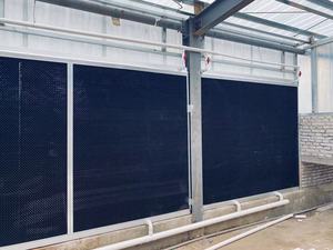 Sistema de Enfriamiento Evaporativo Montado en Pared con Marco de Aluminio y Panel de Enfriamiento de Plástico para Aviarios, Invernaderos y Granjas - Product Image 1