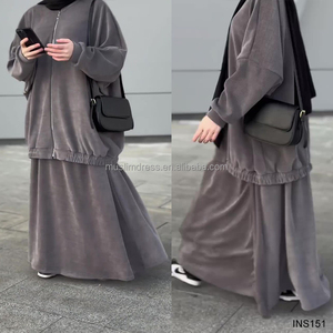Collezione Autunno Inverno Habib: Set 2 Pezzi in Velluto a Coste per Donne Musulmane, <span class=keywords><strong>Abbigliamento</strong></span> Islamico Stampato, Top e Gonna, Vendita all'Ingrosso - Product Image 4