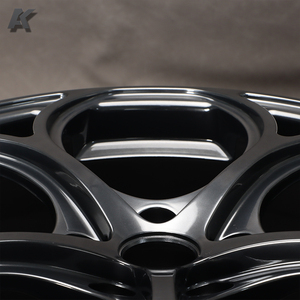 Wangu Jantes en alliage d'aluminium 6061-T6 personnalisées à haute résistance Roues <span class=keywords><strong>Alfa</strong></span> <span class=keywords><strong>Romeo</strong></span> Conception de rayons de trèfle à quatre feuilles 222 pouces PCD5x112 et 35 - Product Image 5