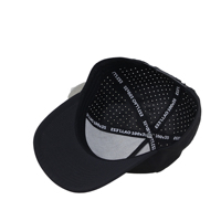 Casquette de golf personnalisée en gros à 5 panneaux, imperméable, avec logo perforé