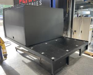 Camión BANDEJAS Camper Caja de herramientas de aluminio Cuerpo de toldo montado en chasis con cajas para perros - Product Image 2